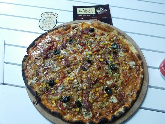 G'HOT Pizzeria
