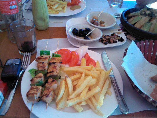 Mona Cafe Restaurant