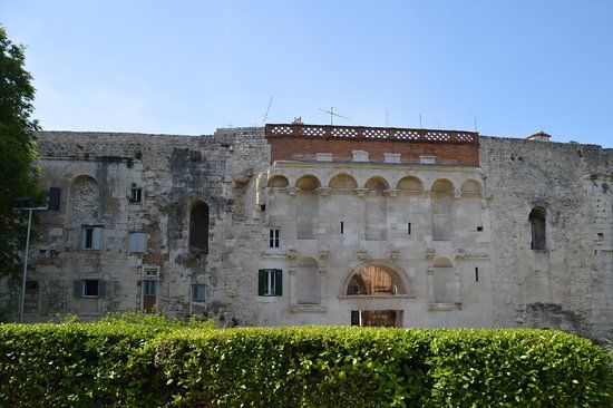 Porte Dorée
