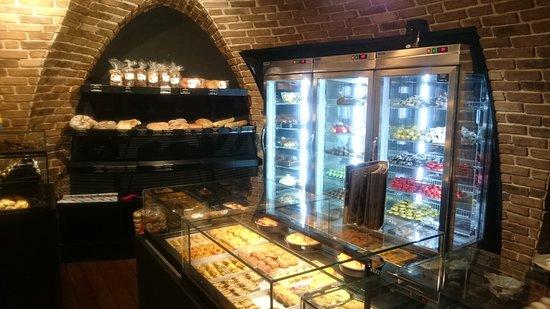 Niktaris Bakery