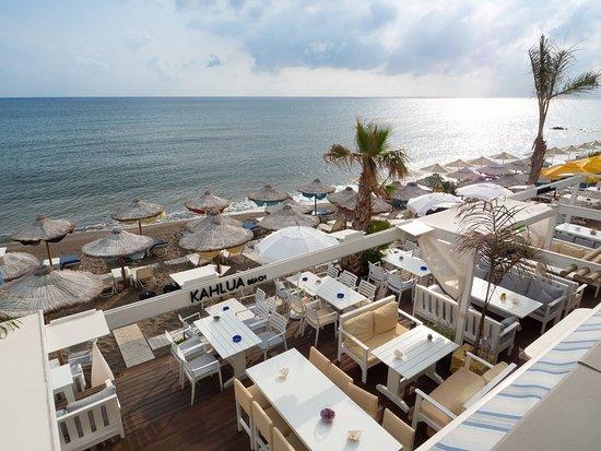 Kahlua Premium Beach Bar