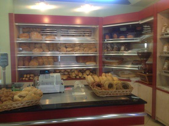 Fourakis Bakery