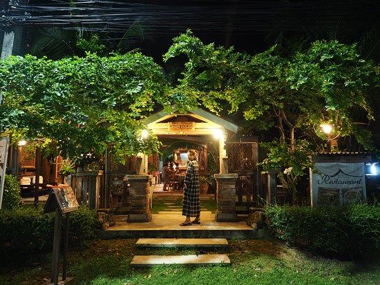 Chung Hue Hut Thai Restaurant