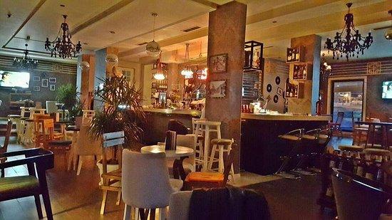 788 Cocktail Bar