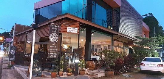 Saiyuan Cafe Gallery