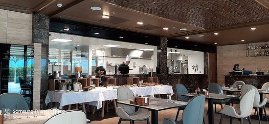 Niran Restaurant