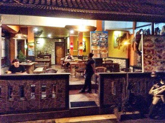 Warung Pama
