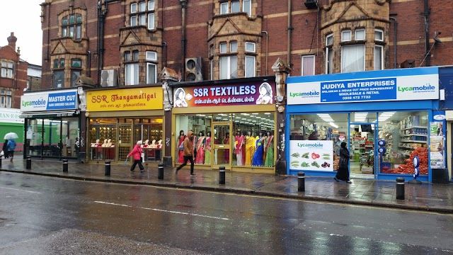 Chrisp Street Market