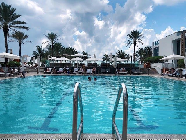 Eden Roc Renaissance Hotel Miami Beach