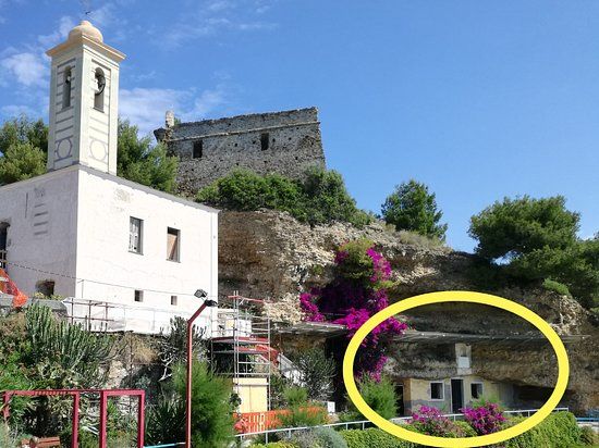 le sanctuaire de la grotte de la SS. Annunziata de l'Arma