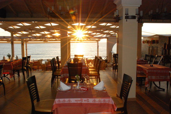 Sea Breeze Restaurant