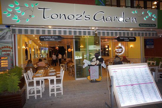 Tonoz's Garden Restaurant & Bar