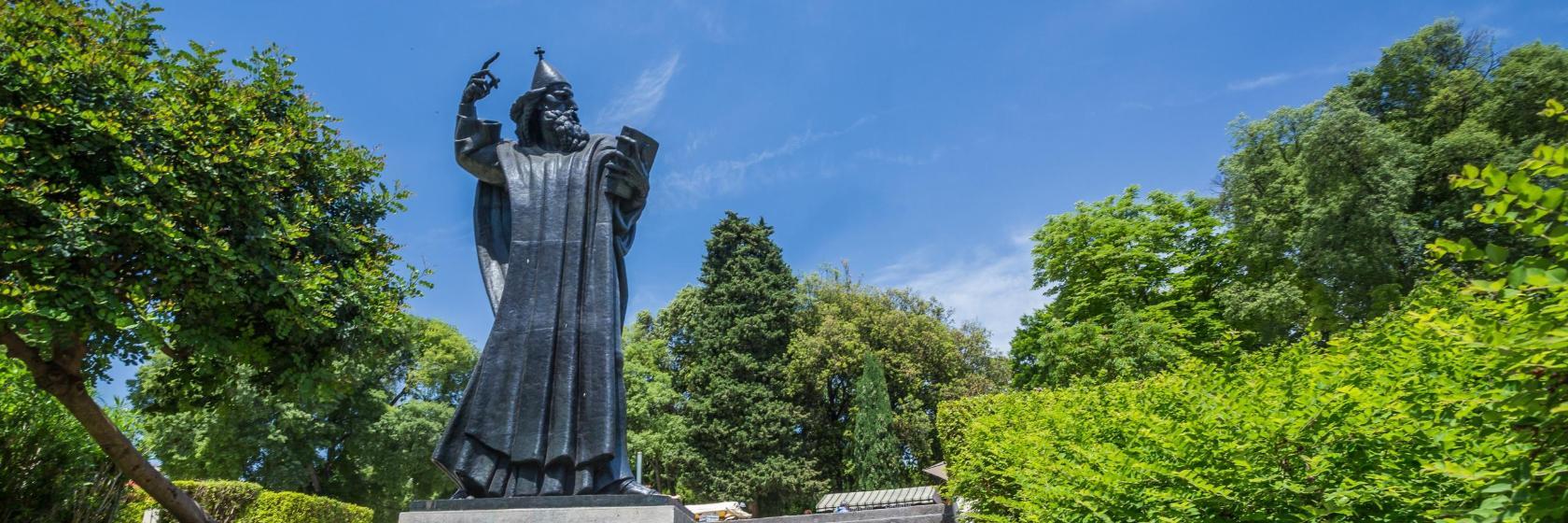 statue de Grégoire de Nin