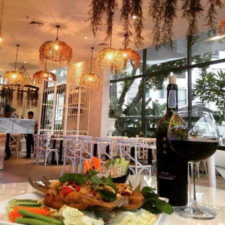 Lemon Grass Restaurant